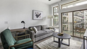Landing Modern Apartment with Amazing Amenities ID1803X13
